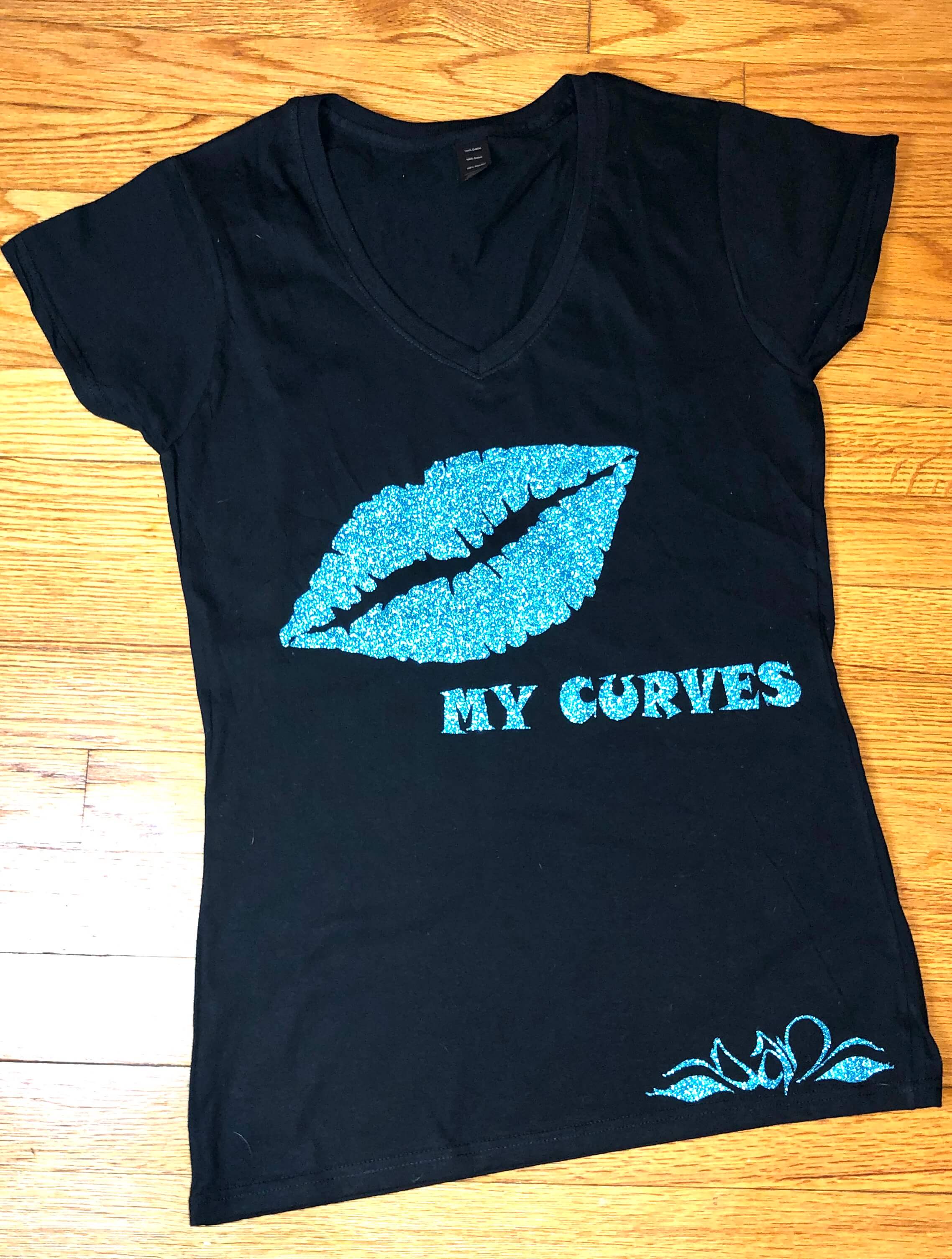 KISS MY CURVES T-SHIRT