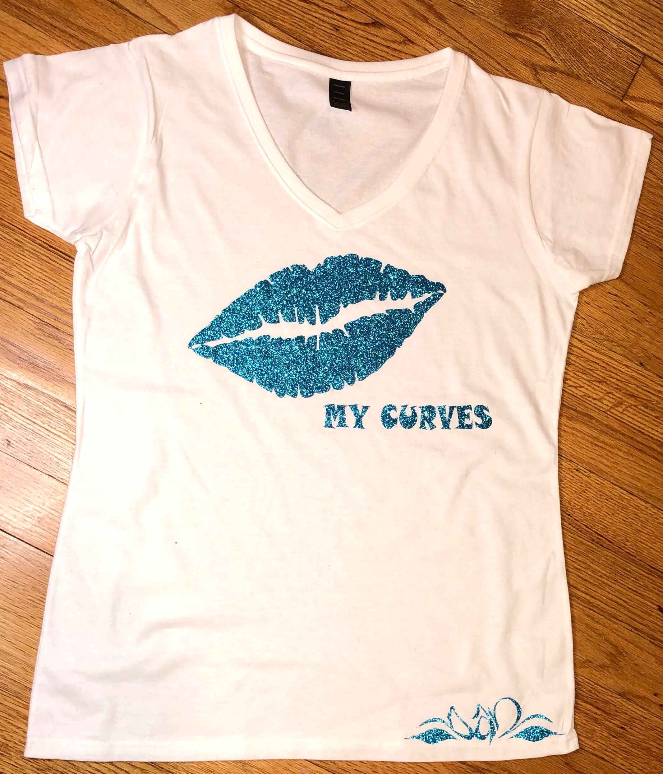 KISS MY CURVES T-SHIRT
