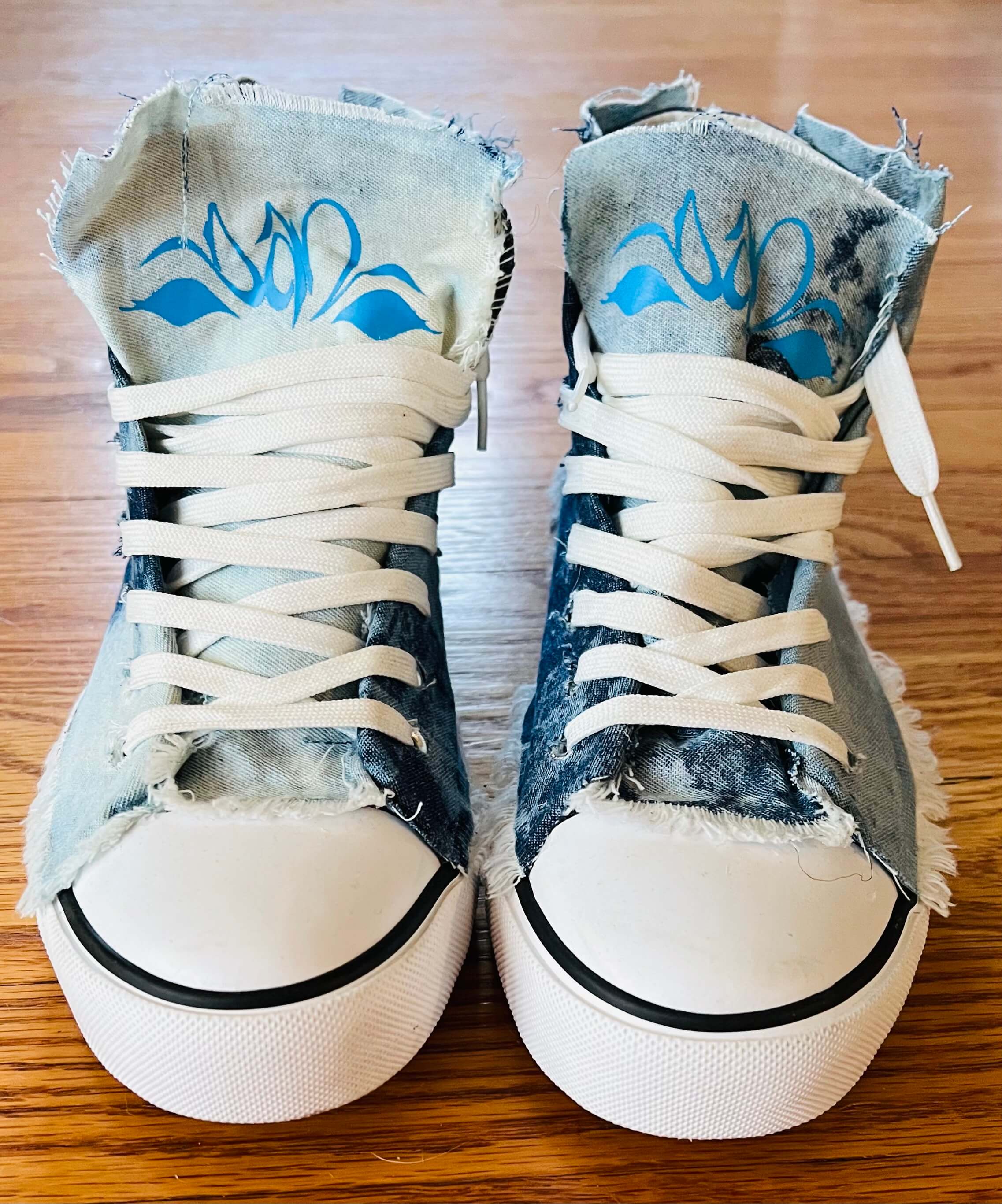 (LADIES) Low Ride High Tops