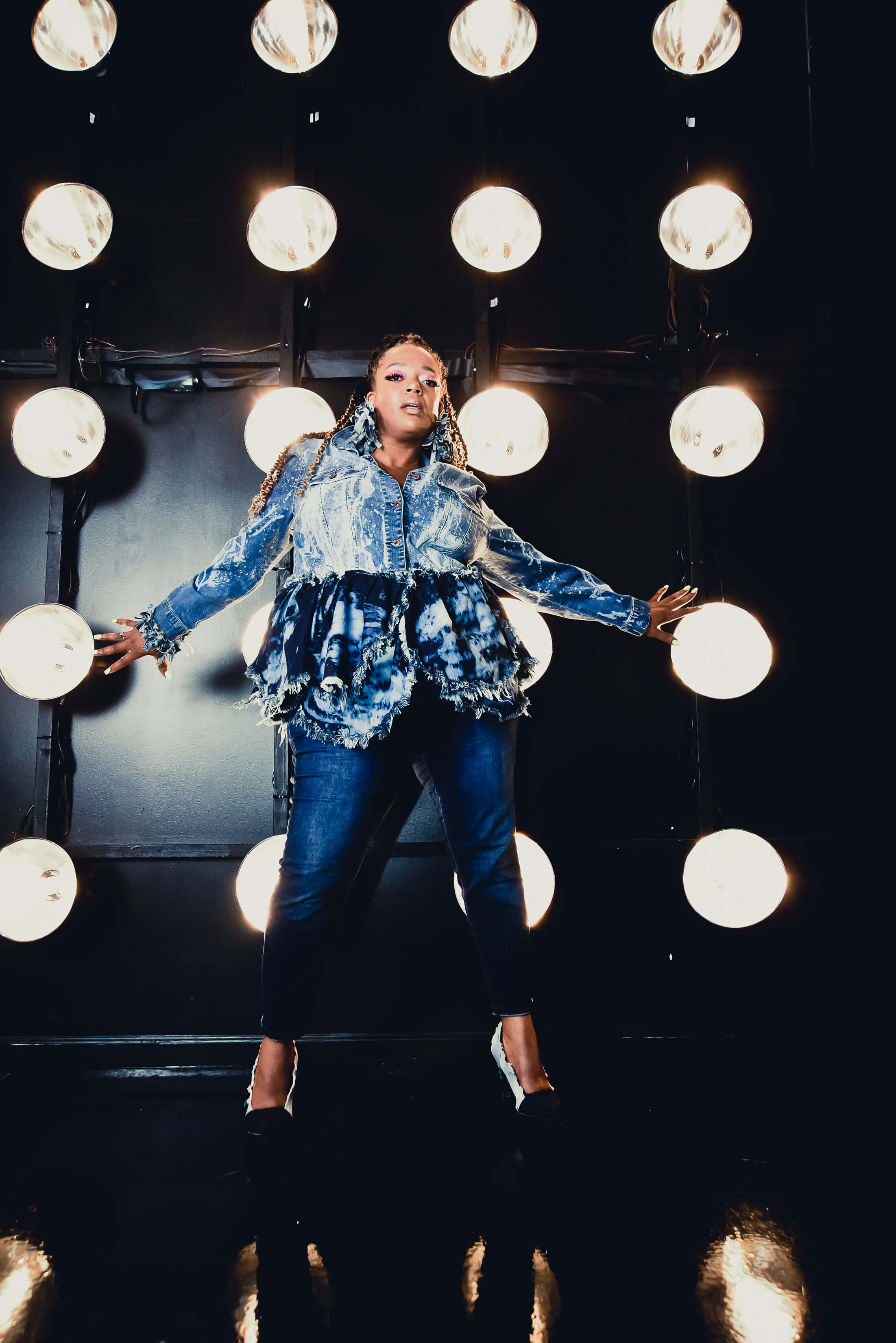 (NEW) SAPPHIRE DENIM PEPLUM JACKET